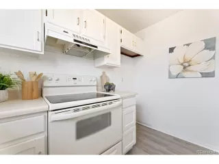 Photo #6: 3344679 Listing