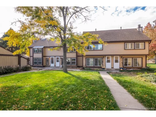 MLS: 3360549 Condo For Sale