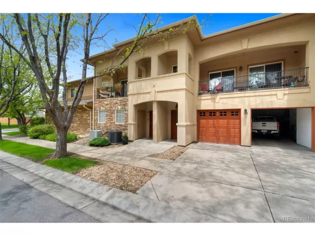 MLS: 3365121 Condo For Sale