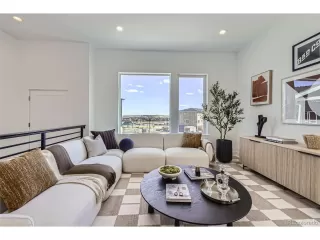 Photo #5: 3379617 Listing