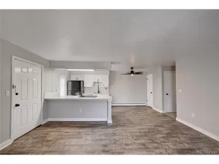 Photo #6: 3387060 Listing