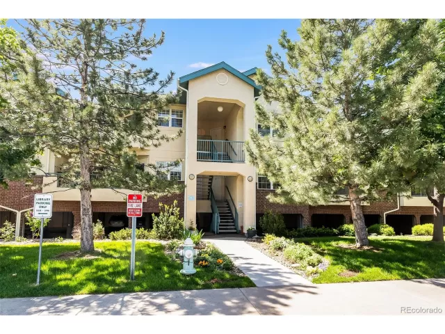 MLS: 3404032 Condo For Sale