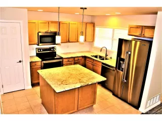 Photo #6: 3412751 Listing