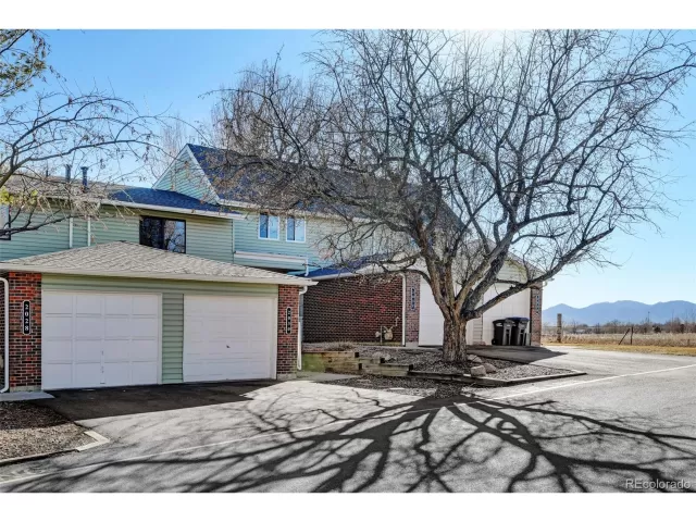 MLS: 3423059 Condo For Sale