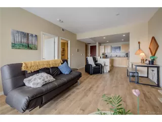 Photo #4: 3435970 Listing