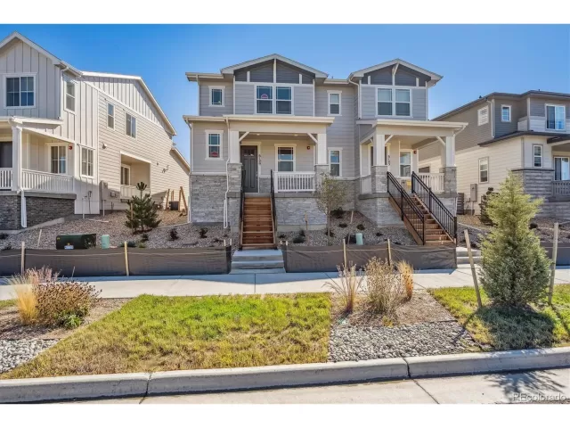 MLS: 3499877 Condo For Sale