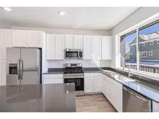 Photo #3: 3567889 Listing