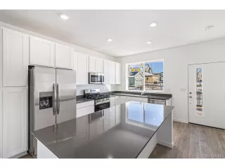 Photo #4: 3567889 Listing