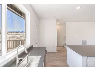 Photo #6: 3567889 Listing