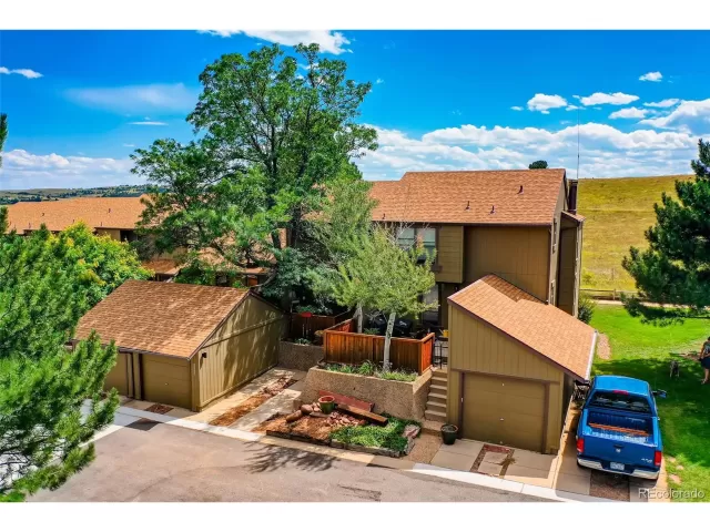 MLS: 3576058 Condo For Sale