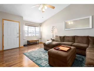 Photo #6: 3693108 Listing