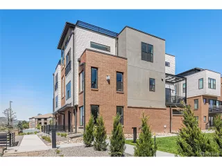 Photo #3: 3704051 Listing