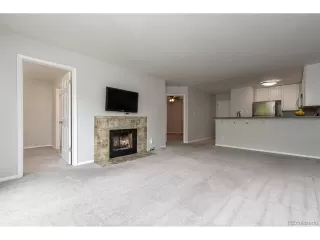 Photo #3: 3719136 Listing