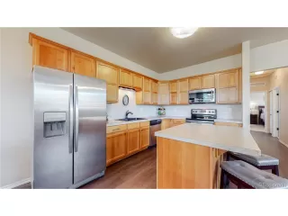 Photo #3: 3725383 Listing