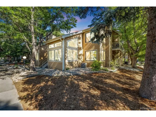 MLS: 3746831 Condo For Sale