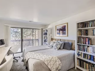 Photo #4: 3747912 Listing