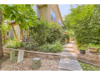 Photo #2: 3756752 Listing