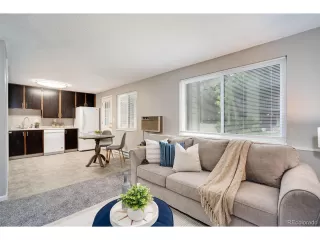 Photo #4: 3758051 Listing