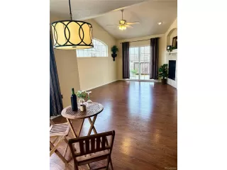 Photo #5: 3760598 Listing