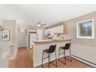 Photo #5: 3762921 Listing 