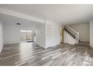 Photo #6: 3776009 Listing