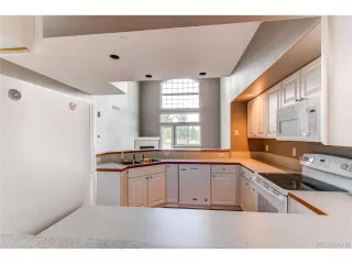 Photo #5: 3782834 Listing