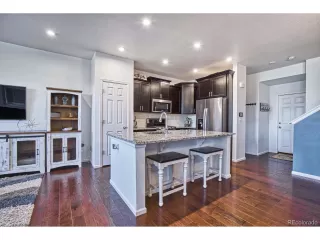 Photo #2: 3783585 Listing 
