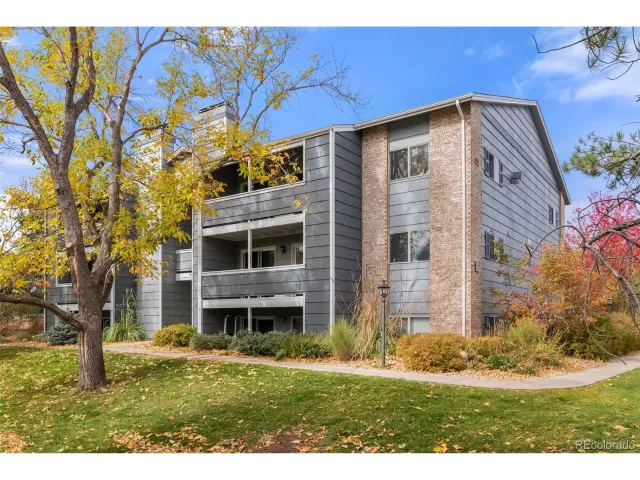 MLS: 3793299 Condo For Sale