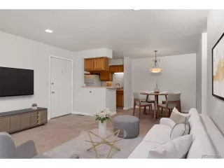 Photo #5: 3793299 Listing