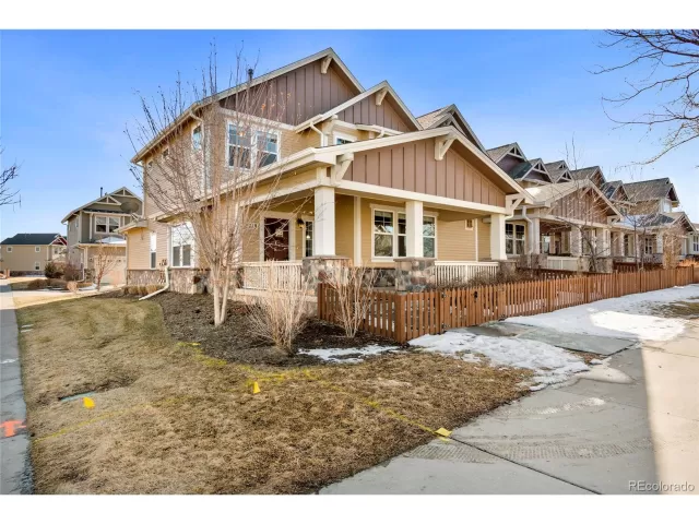 MLS: 3799080 Condo For Sale