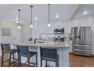 Photo #4: 3799945 Listing