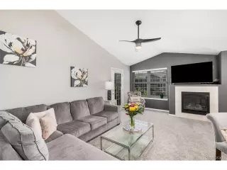 Photo #2: 3817332 Listing