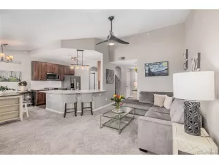 Photo #3: 3817332 Listing