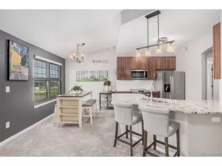 Photo #4: 3817332 Listing