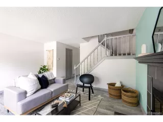 Photo #3: 3826399 Listing