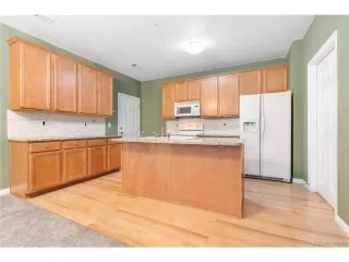 Photo #4: 3837576 Listing