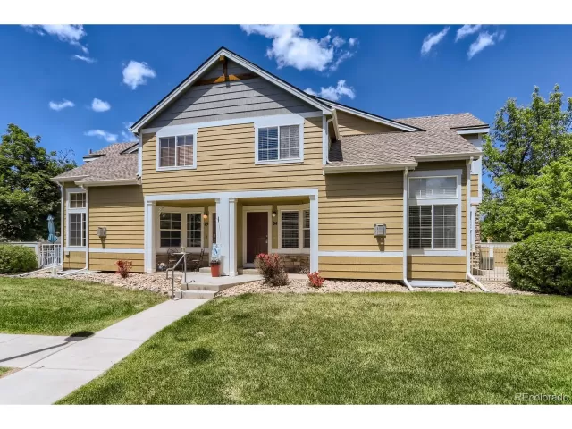 MLS: 3854716 Condo For Sale