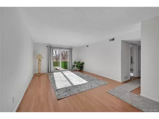 Photo #4: 3868330 Listing 