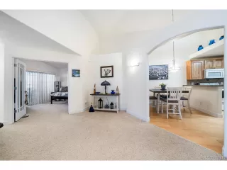 Photo #1: 3872575 Listing 