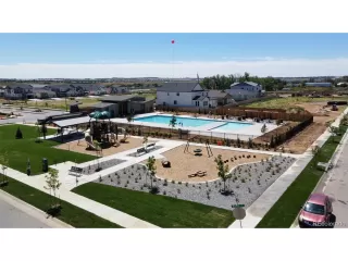 Photo #3: 3879727 Listing