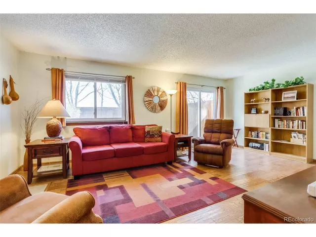 MLS: 3883474 Condo For Sale