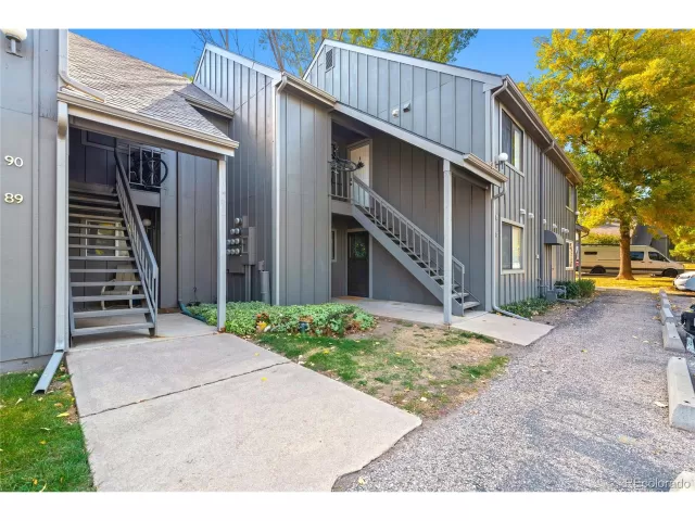 MLS: 3896846 Condo For Sale