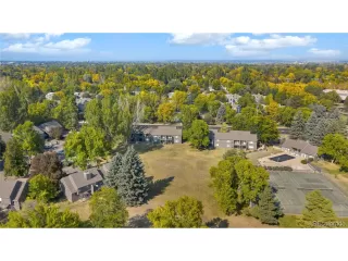 Photo #5: 3896846 Listing