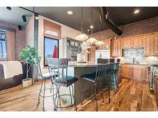 Photo #2: 3912738 Listing 