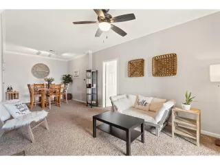 Photo #5: 3914211 Listing