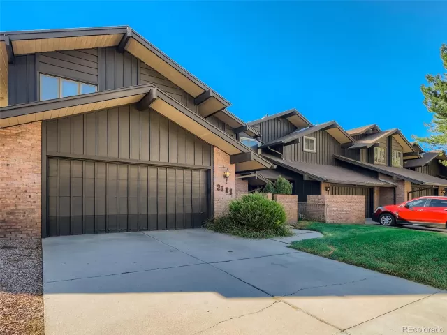 MLS: 3919314 Condo For Sale