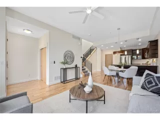 Photo #5: 3936966 Listing