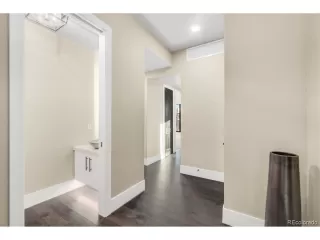 Photo #5: 3967968 Listing