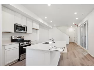 Photo #3: 3975810 Listing