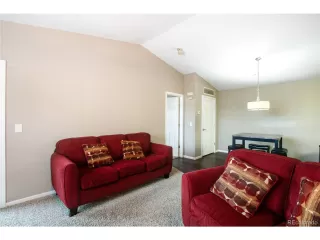 Photo #6: 3982789 Listing